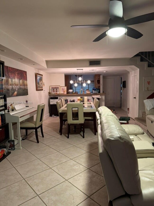 Photo - 2661 NE 164th St