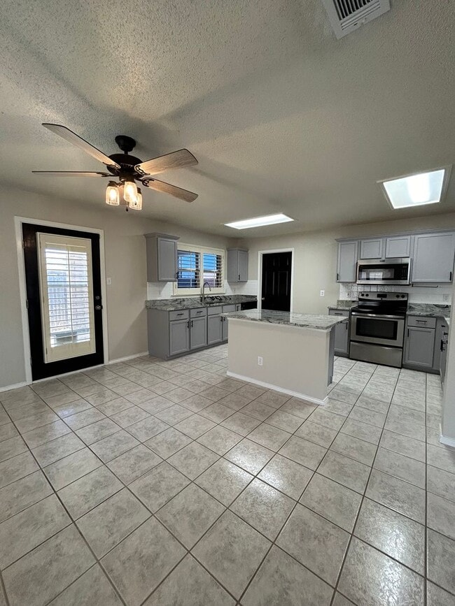 5425 Veranda Ct