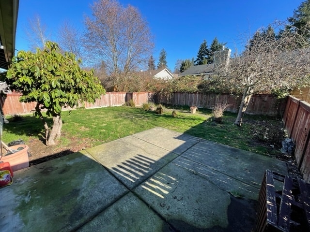 Photo - 2741 Crystal Springs Rd W Unit 2741 left