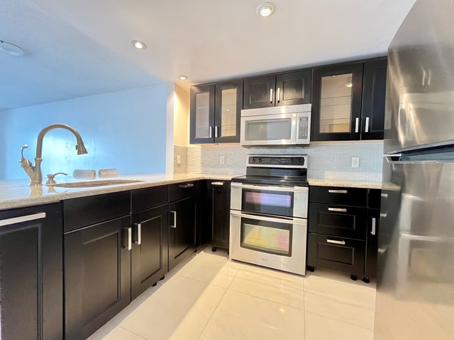 Photo - 3527 NE 168th St Unit 303