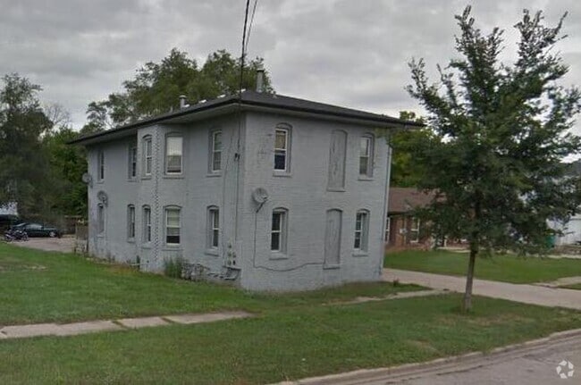 Building Photo - 625 Francis St Rental