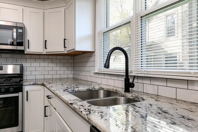 Photo - 318 Bronson St Unit 101