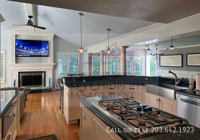 Photo - 25 Glenbrook Dr