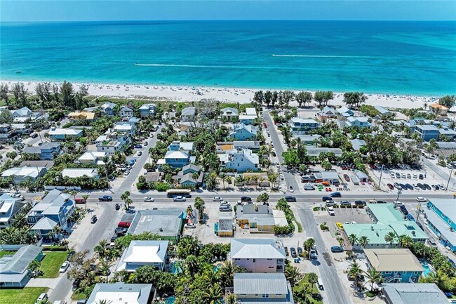 101 Palm Ave Unit 4