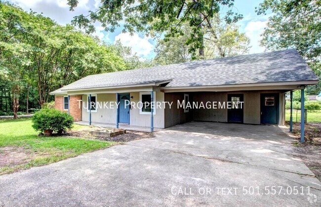 Building Photo - 5901 Lyndell Dr Rental