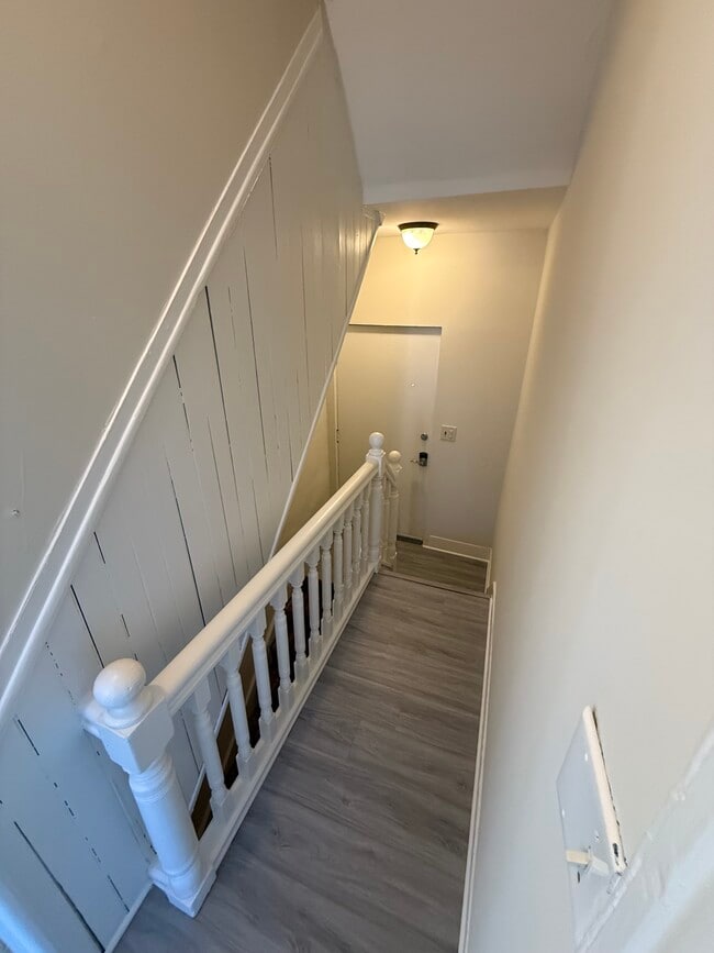 Photo - 411 Lyman Ave Unit 2