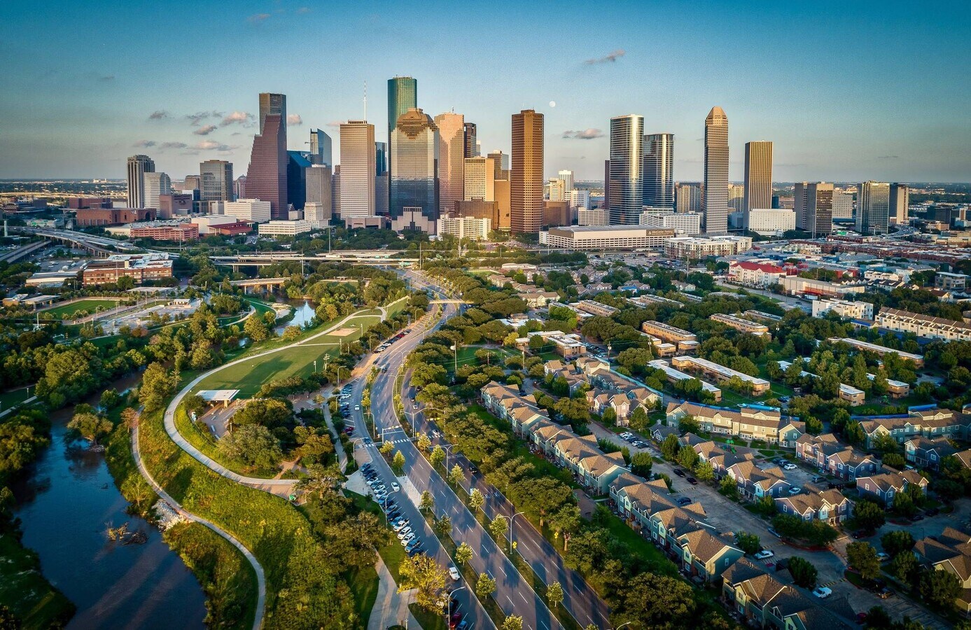 PERFECT LOCATION - Park at River Oaks