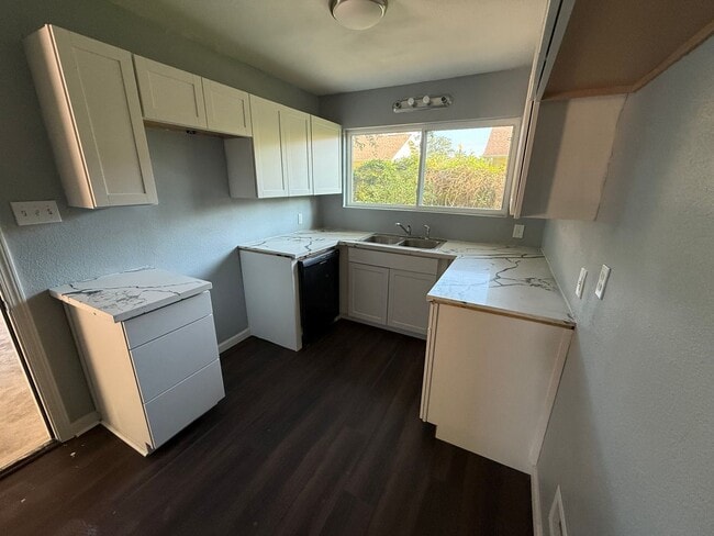 Photo - 3 Bedroom home for RENT in Orange