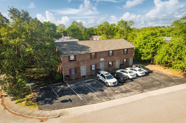 Building Photo - 1810 Summerhaven Ave Unit 1