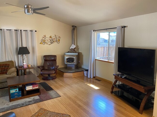 Photo - Seasonal Furnished Rental