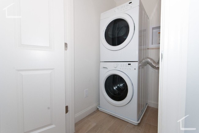 Photo - 29 Mt Vernon St Unit 2A