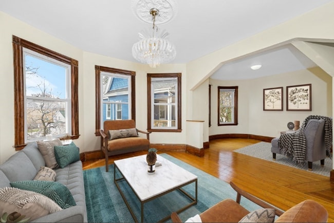 Photo - 47 Creighton St