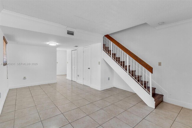 8252 NW 6th Terrace