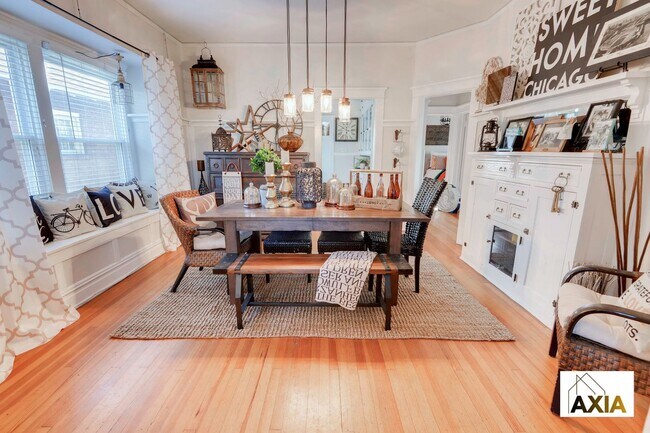 Photo - Downing Unit 1