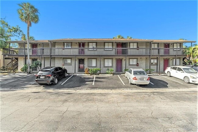 Building Photo - 6328 Newtown Cir Unit 28B3