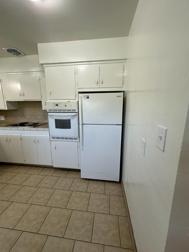 Photo - 2404 N Angus St