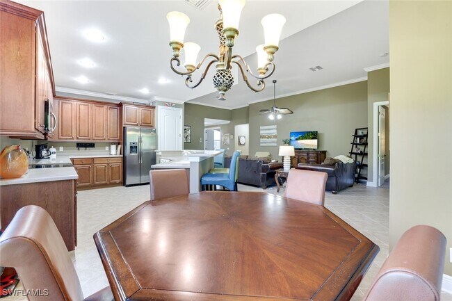 28495 Altessa Way Unidad 202