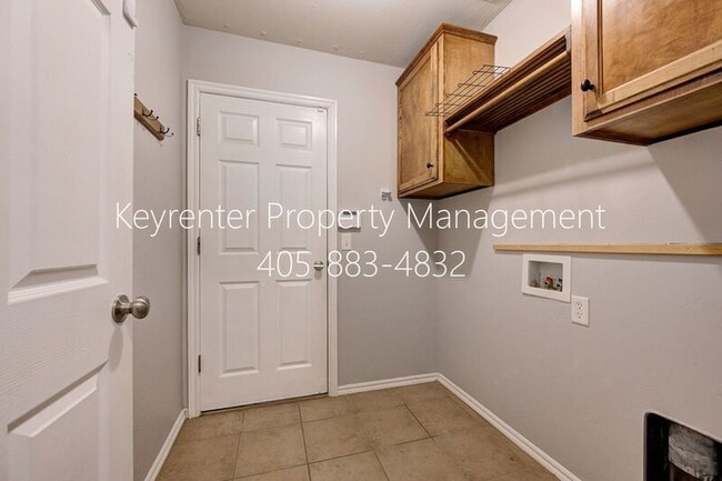 Photo - 13313 SW 2nd Terrace