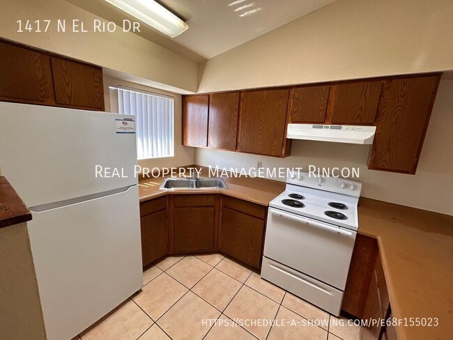 Photo - 1417 N El Rio Dr
