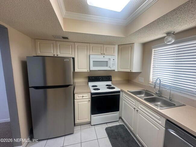 Photo - 3865 Campenero Ct Unit 3