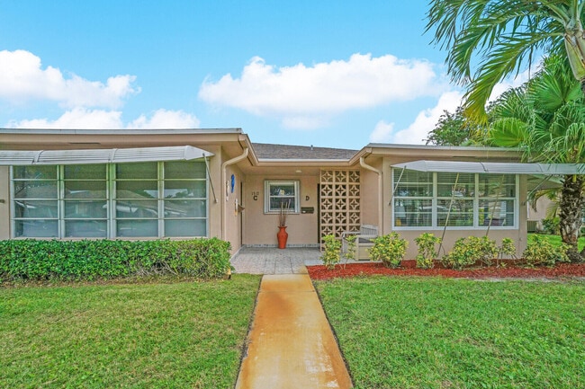 Photo - 1317 High Point Way SE Unidad C