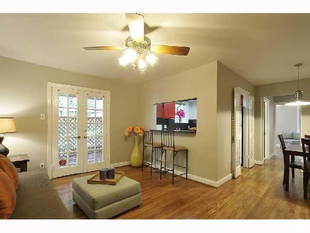 Building Photo - 910 E 32nd St Unit 103 Rental