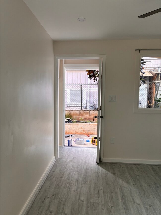 Photo - 914 Kinau St Unit Kinau