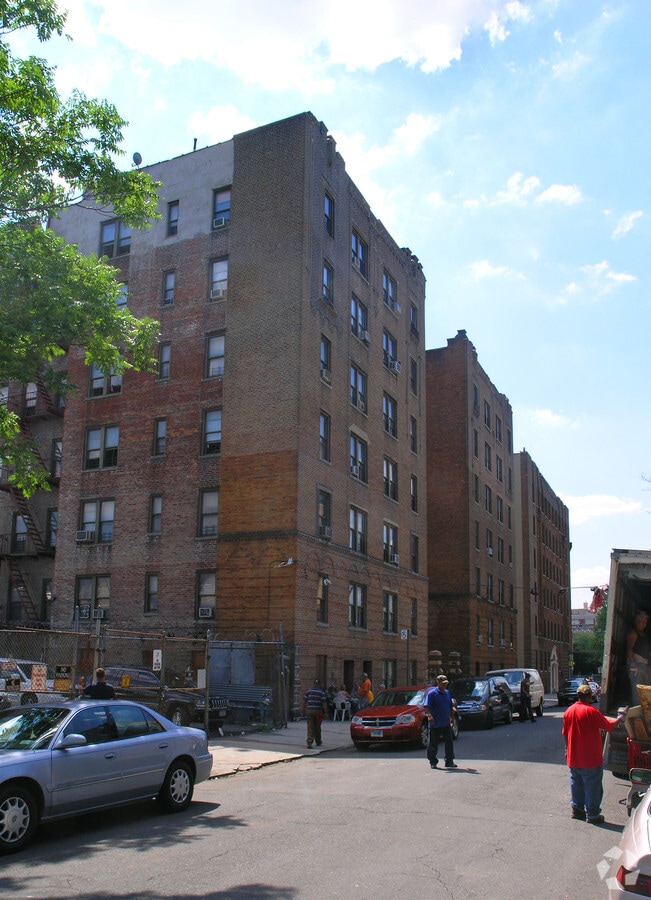 1120 Wyatt St - 1120 Wyatt St Apartments