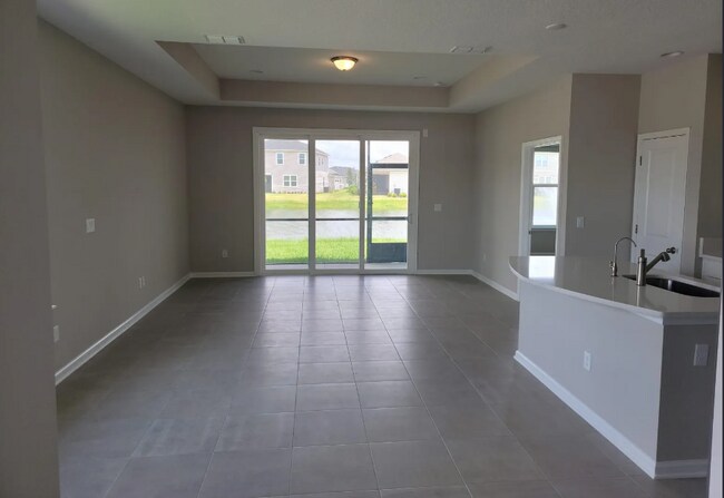 Photo - 808 Cherry Elm Dr