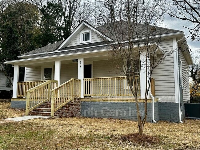 Photo - 504 Westside Dr