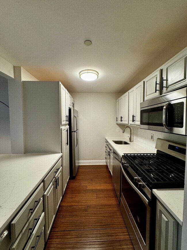 Photo - 130 Bradhurst Ave.