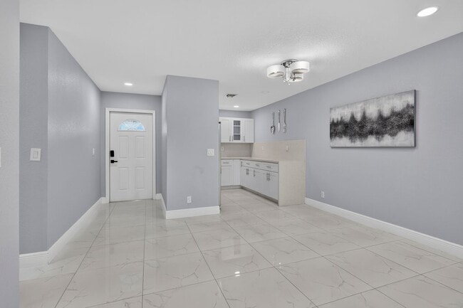 2601 Crosley Dr W Unit B
