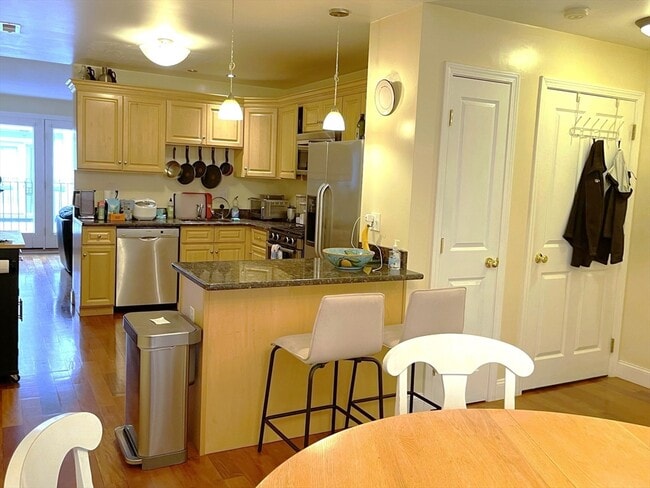Photo - 239 Prospect St Townhome