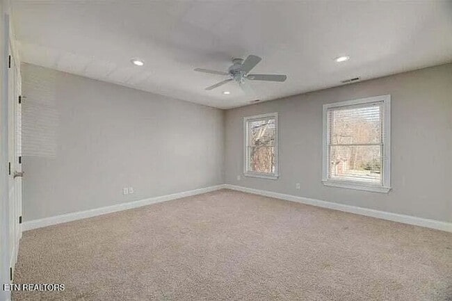 Photo - For Rent – Modern 2BR/2.5BA Townhome in Prime Knoxville Location! MOVE IN SPECIAL $1000 off firs...