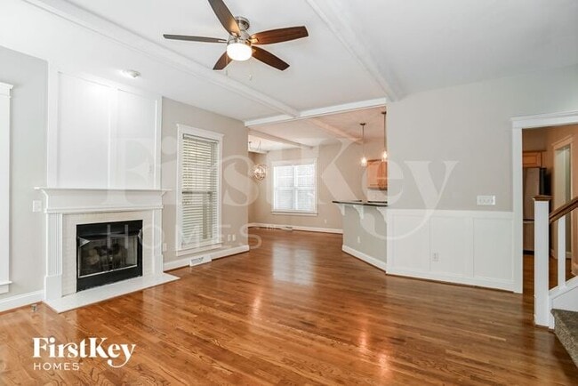 Photo - 15841 Kelly Park Cir
