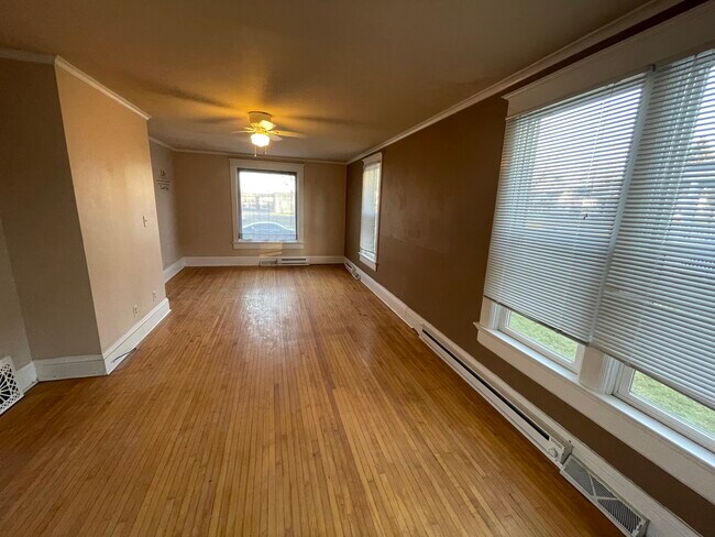 Photo - 426 Ransom St Unit A