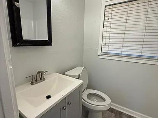 Photo - Fresh, Bright & Move-In Ready on Willow Lane!