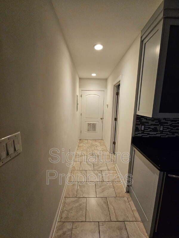 Photo - 2312 W Cary St Unit B