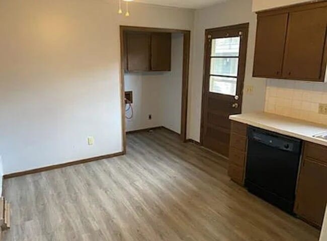 Photo - 1440-1442 E Cairo Unit 1440 E Cairo St