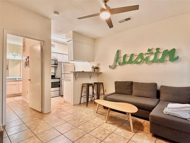 Building Photo - 2714 Nueces St Unit 106 Rental
