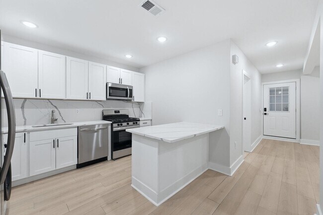 Photo - 1205 Hillside Pl Unidad 2