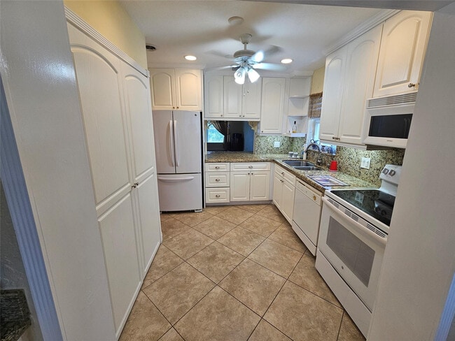 Photo - 6650 Royal Palm Blvd Unit 315C