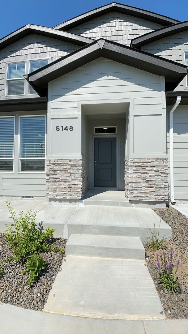 Roe Street Townhomes