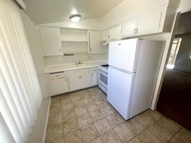 Photo - Conejo Park Apartments