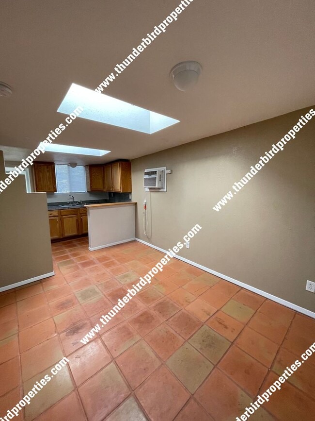 Photo - 2114 Oxford Ave SE Unit C (PG3000418)