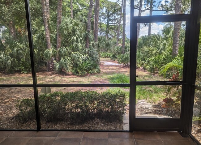 Photo - 906 La Costa Cir