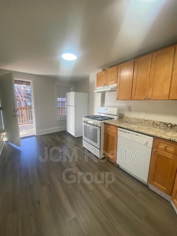 Photo - 182 Walnut Ave Condominio Unidad 3 / 3rd Floor