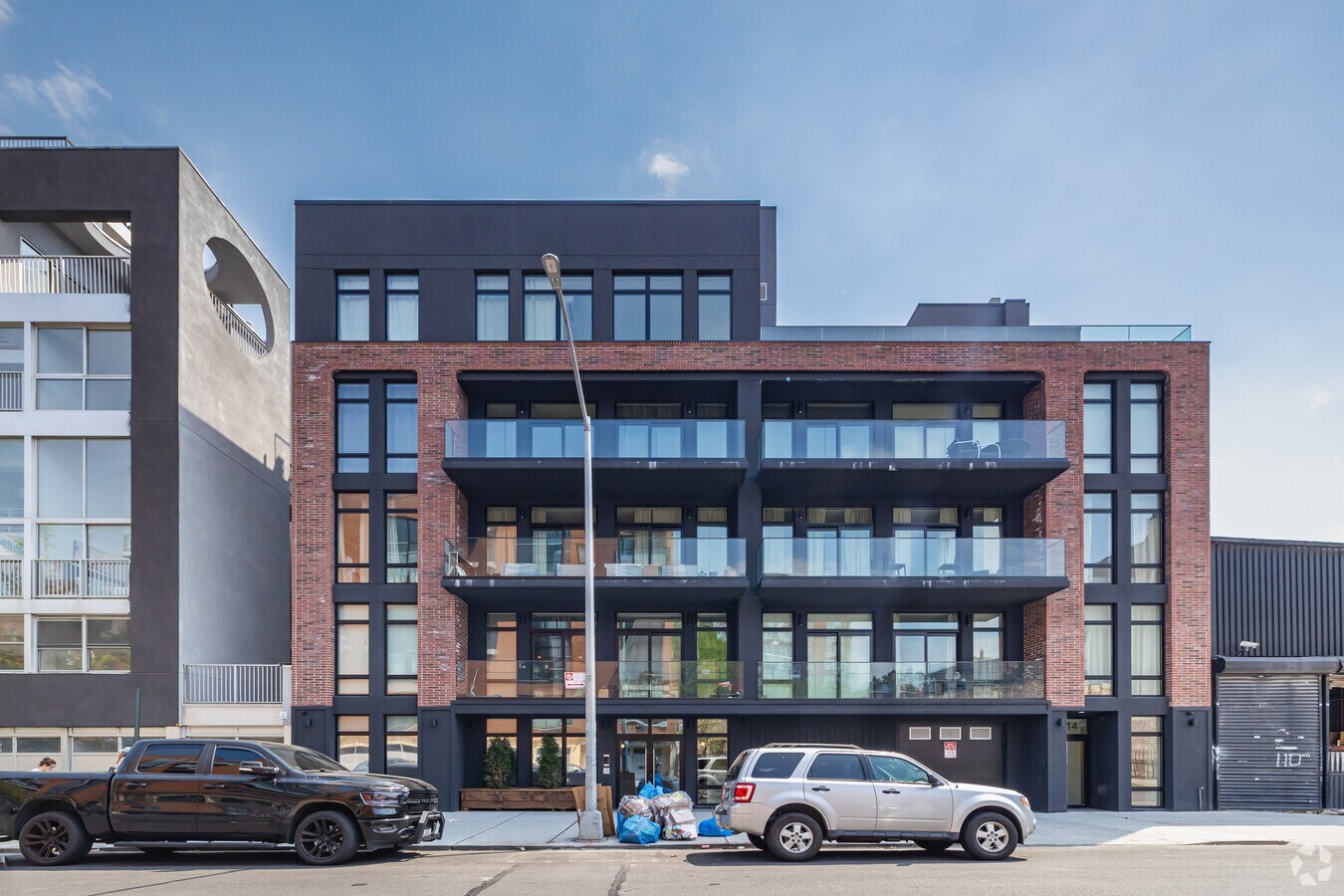 114 Lexington Ave - Lexington Brooklyn