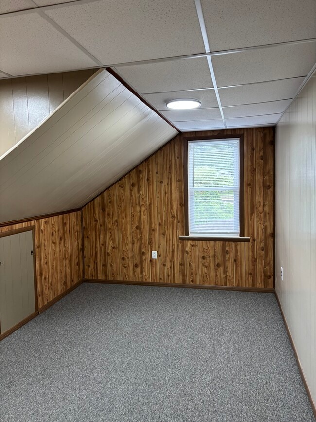 Bedroom or Office Space with Closet - 345 E 12th St Unit Apt. C