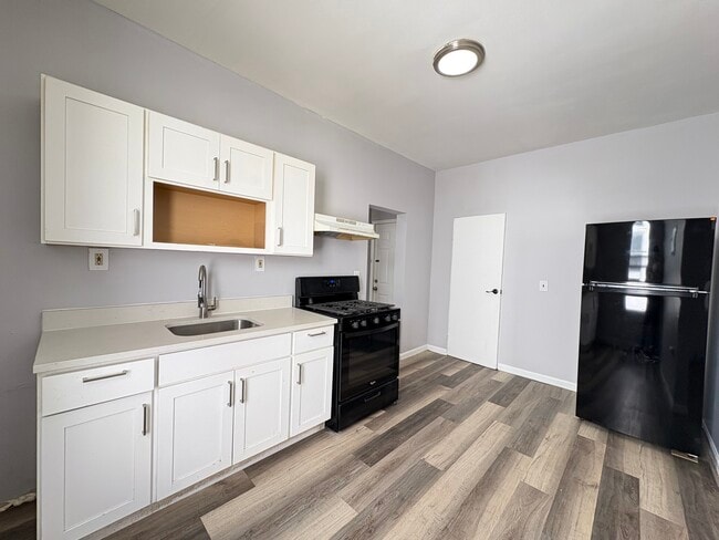 Photo - 1104 Grove St Apartments Unit 2